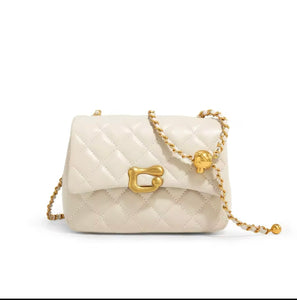 NWT Quilted Beige Leather Original Design Shoulder Bag, Luxury Vintage Women's Crossbody Bag, Exquisite and Fashionable