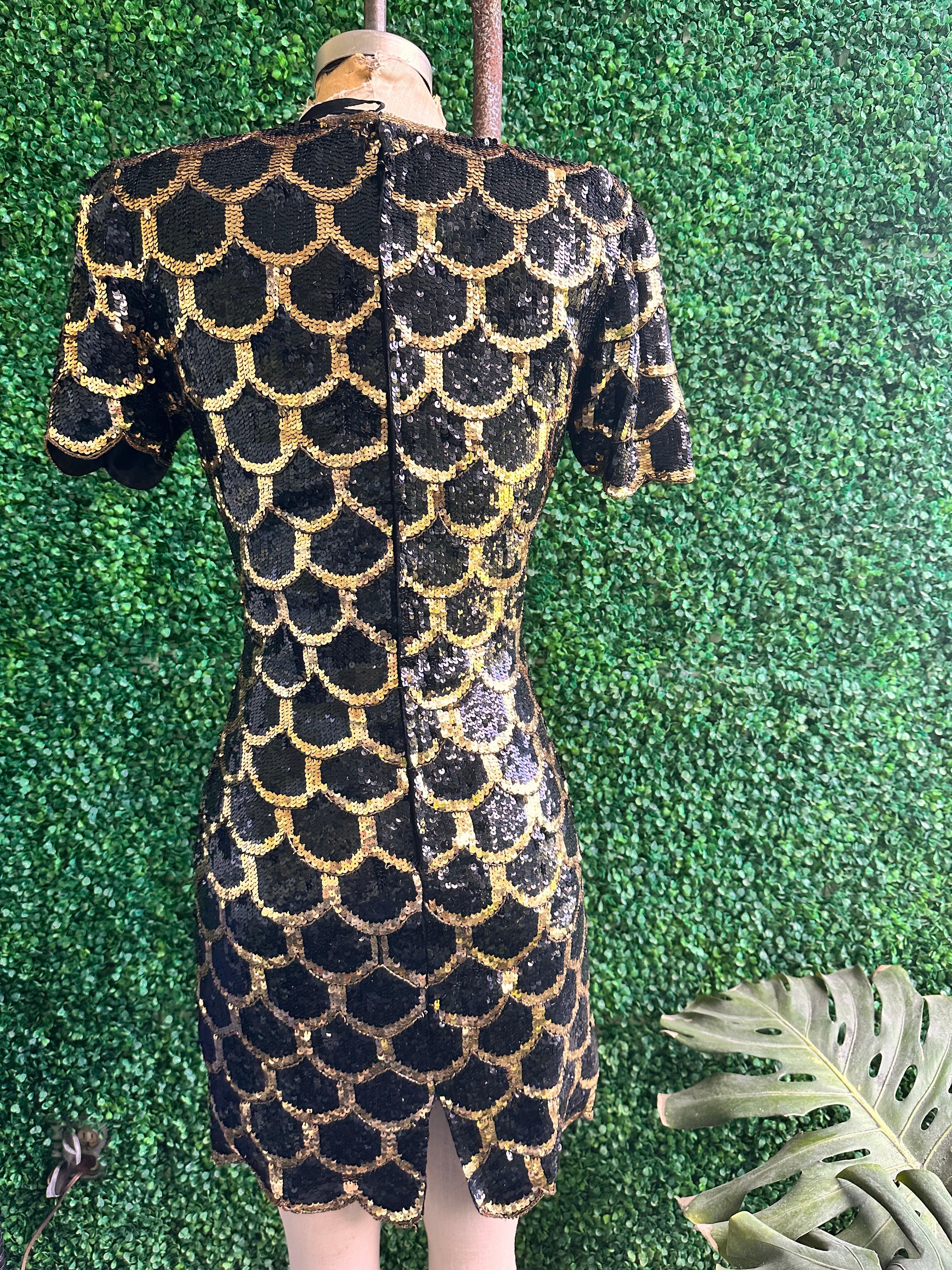 Vintage golden black scallop sequins mini dress