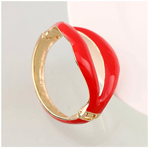 Sexy Big Red Lips Mouth Bangle Cuff Bracelet for Women Enamel Statement Bangle