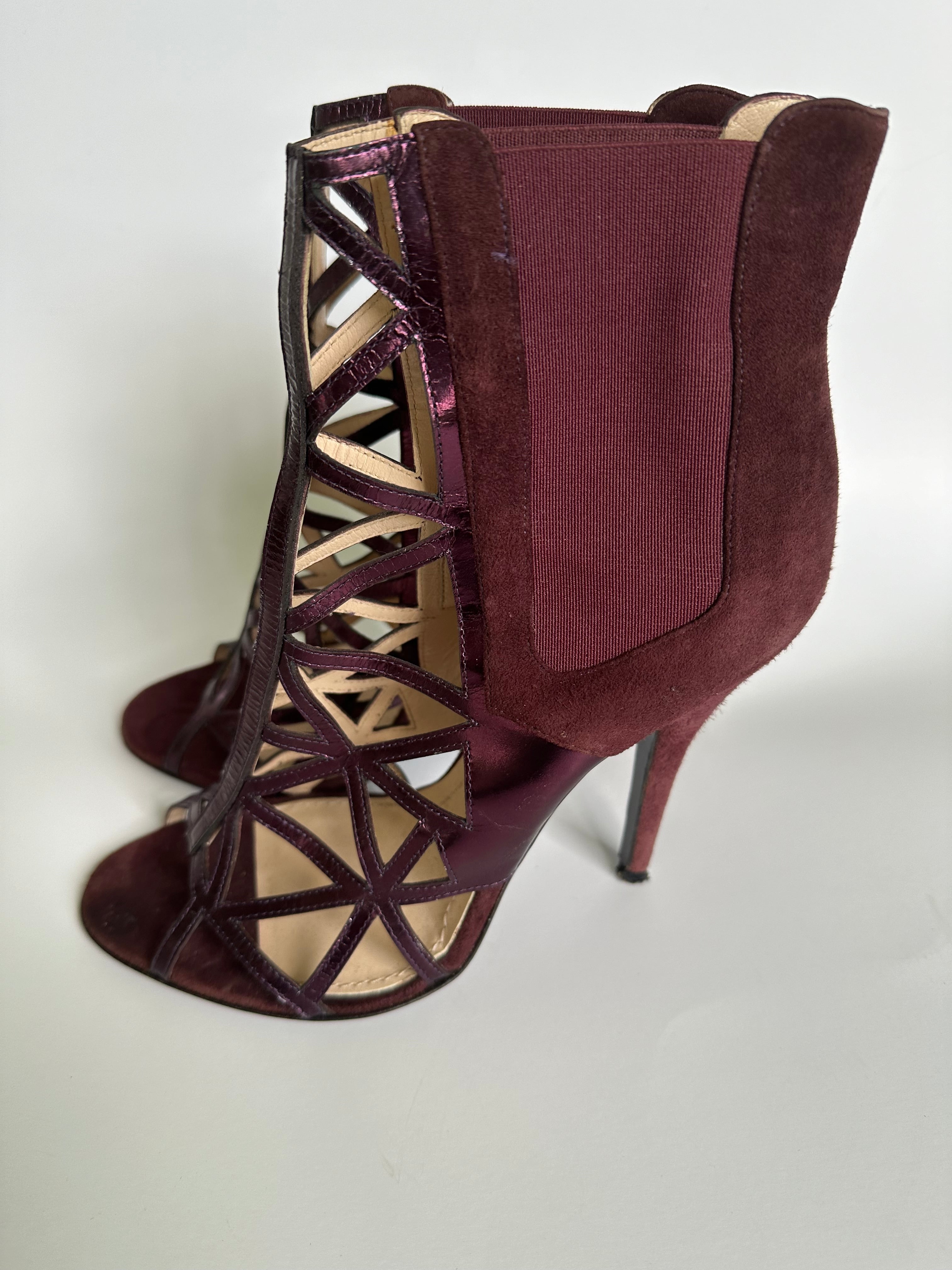 Givenchy Birdcage Cut Out Ankle Boots Burgundy Heels 38.1/5