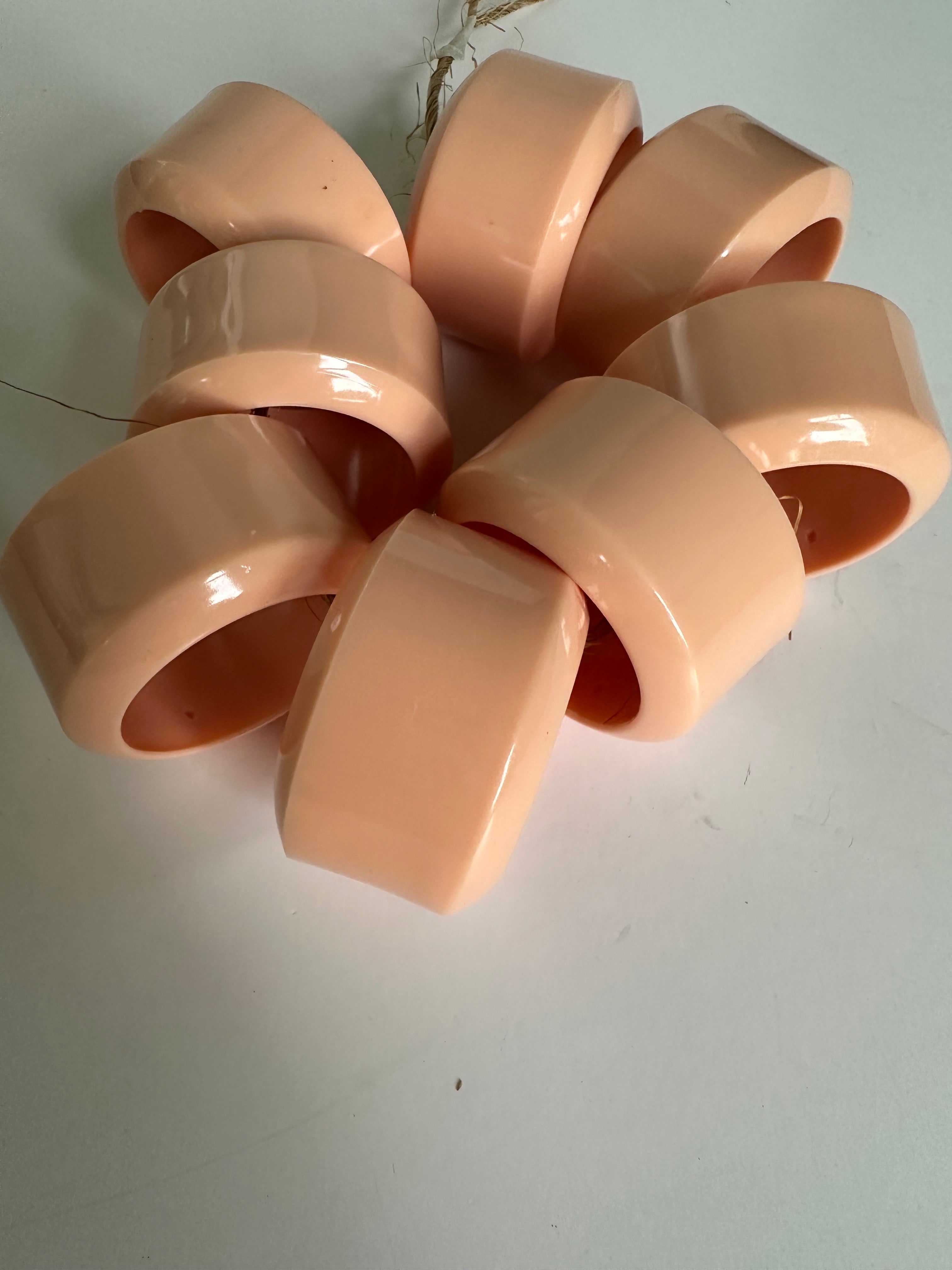 LUCITE PEACH NAPKIN Large RINGS SET OF 8 VINTAGE