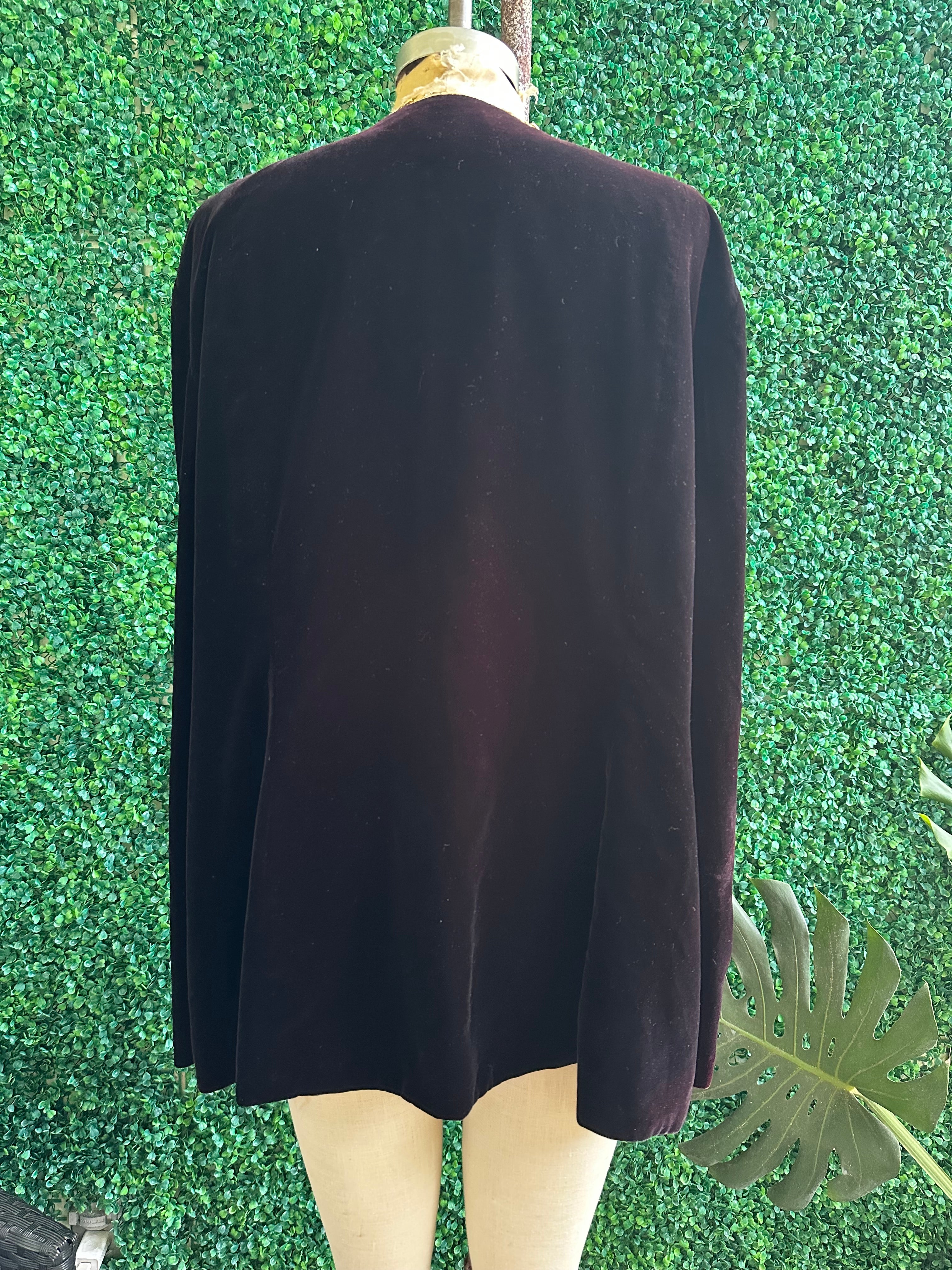 Patra black Velvet Pearl Brooch Long Blazer Jacket With Gold Trim