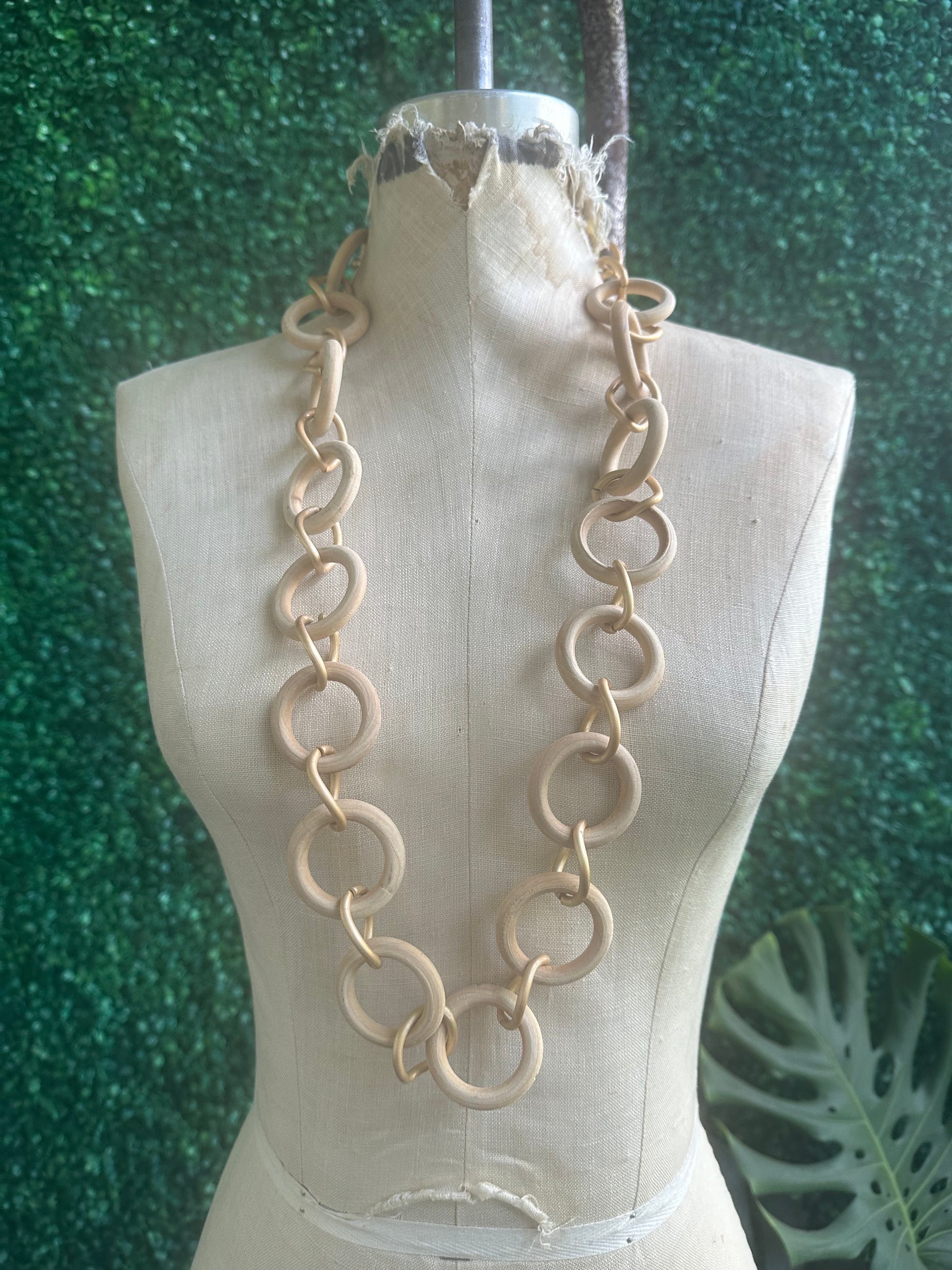 Vintage 32 Inch Wood Ring And Chain Link Necklace Chunky Tan Natural Wood Read