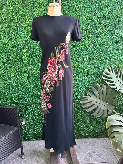 fitted lace wedding dress Liz Claiborne Black Maxi Dress with Red Floral size 6 Cougar Vintage Shop fitted lace wedding dress Liz Claiborne Black Maxi Dress with Red Floral size 6 Cougar Vintage Shop