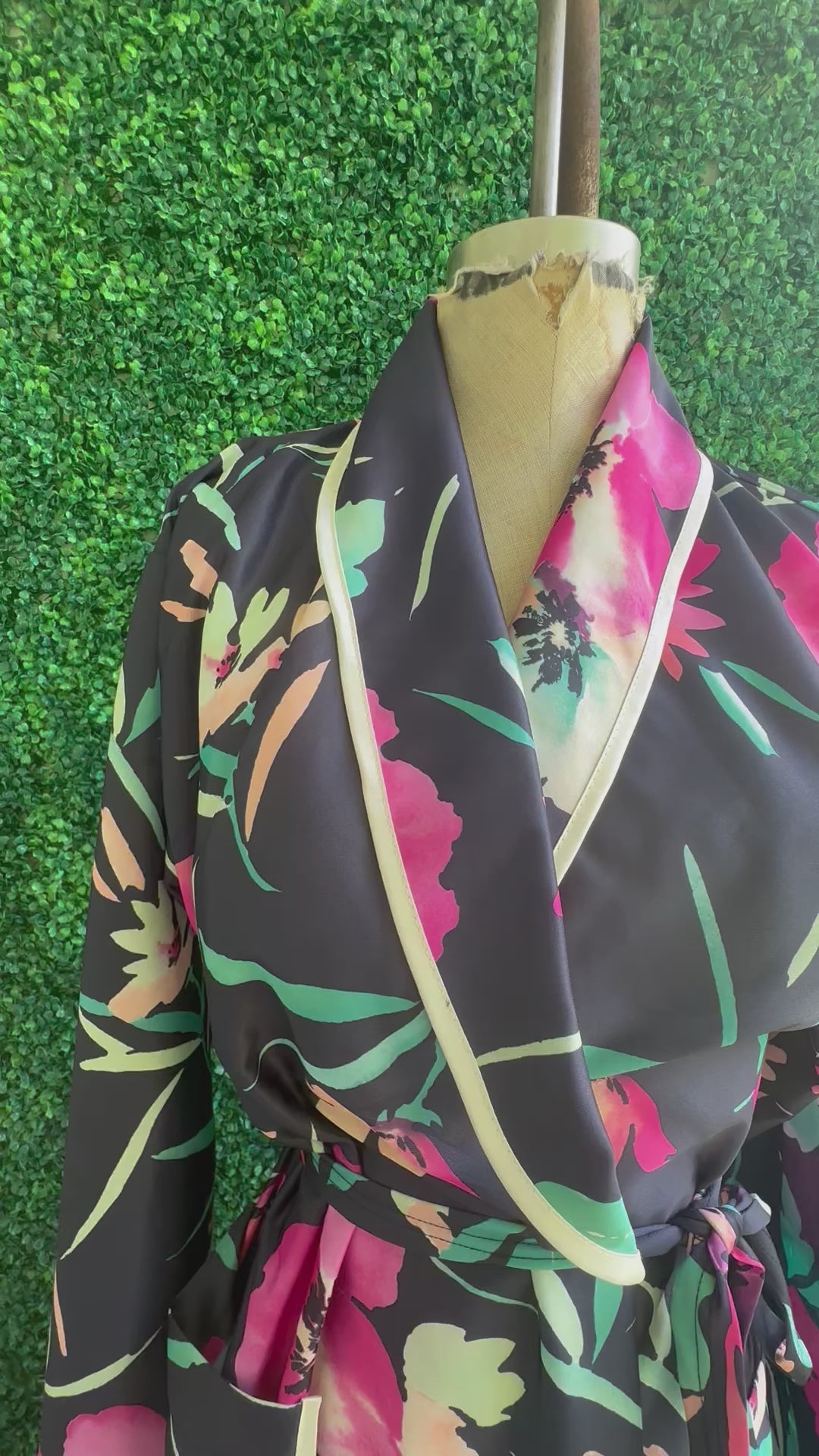 1970s Floral Kimono Dress Paris