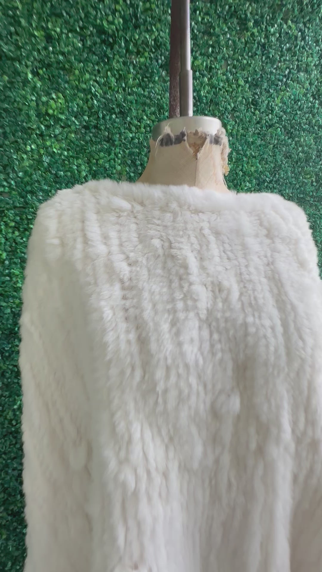 FUR RABBIT Snow White Cape Poncho