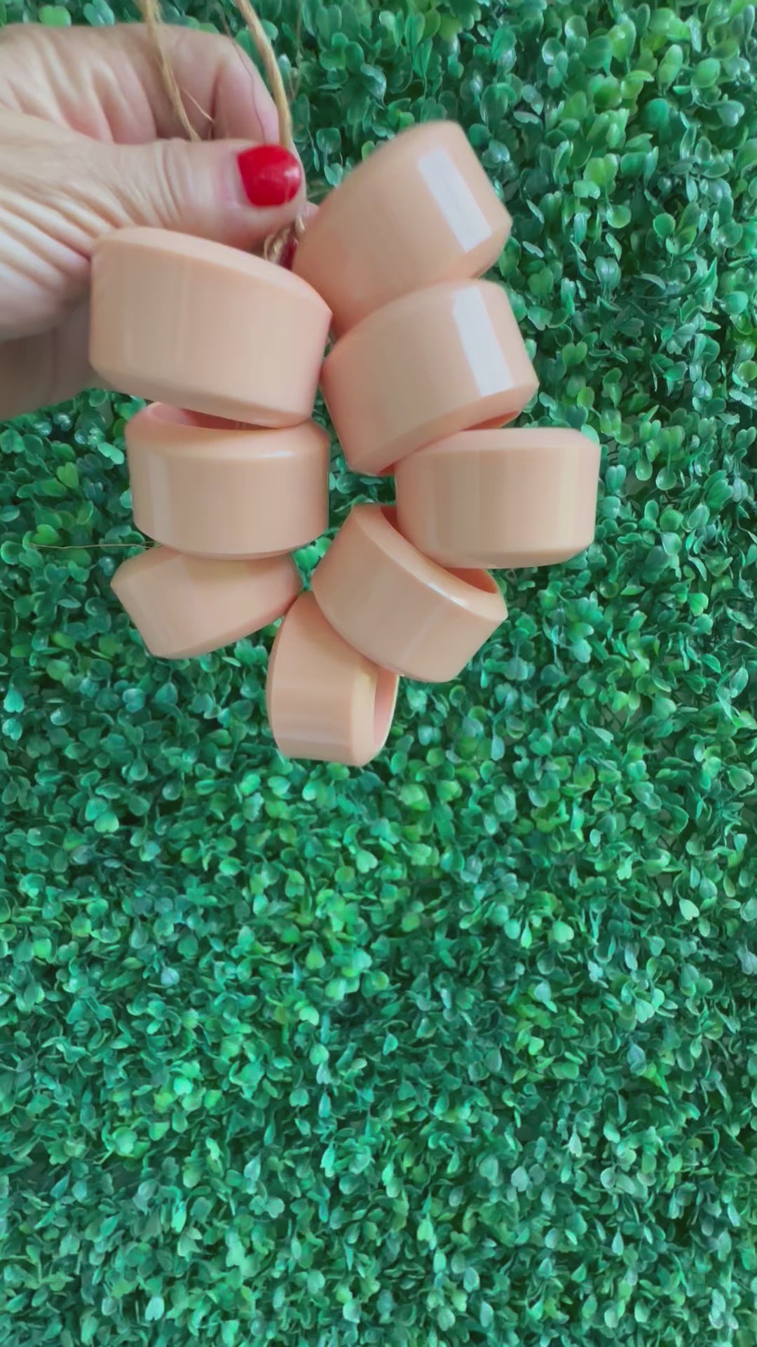 LUCITE PEACH NAPKIN Large RINGS SET OF 8 VINTAGE