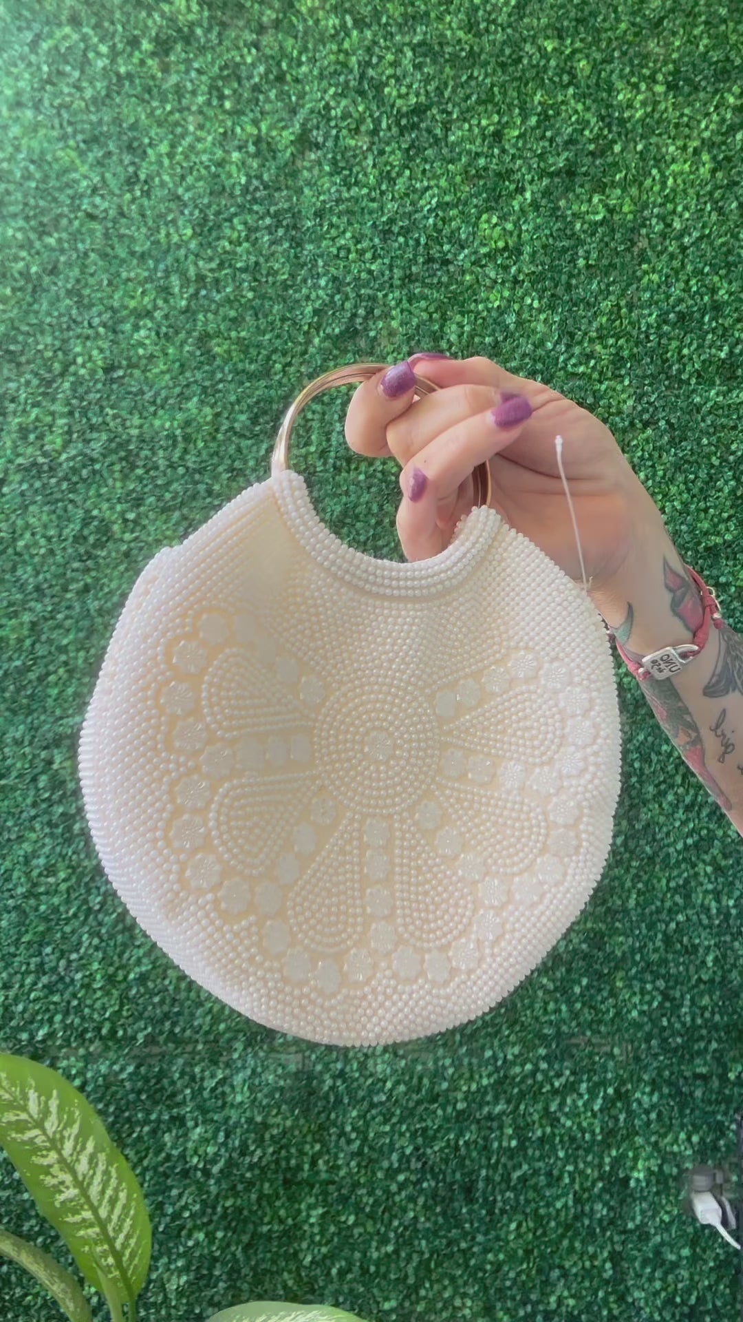 Vintage Off White Pearlescent Seed Beaded Round Handbag Floral Purse Cocktail