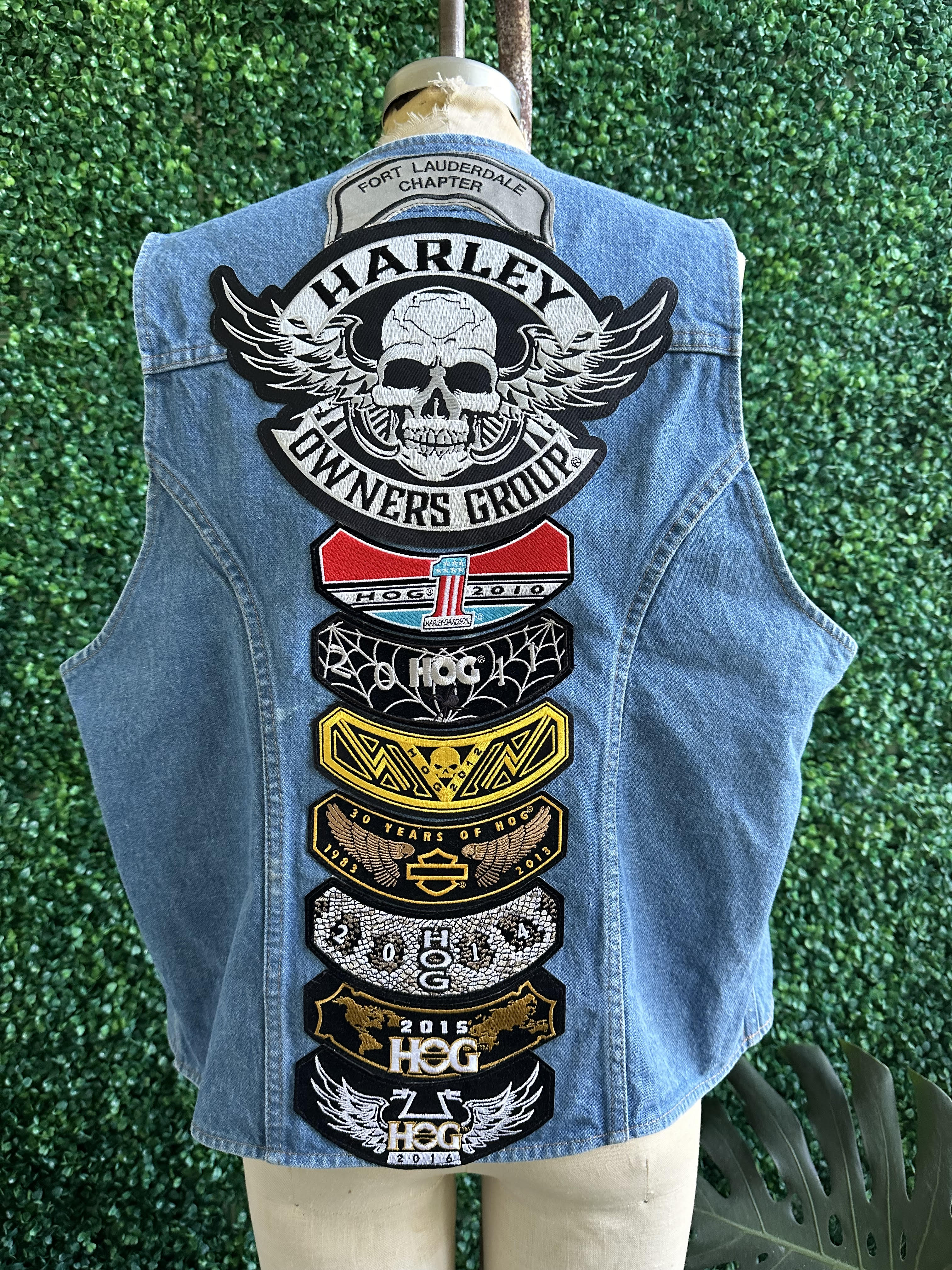 VINTAGE Original Wrangler Denim Vest FT. LAUDERDALE HOG HARLEY DAVIDSON Group