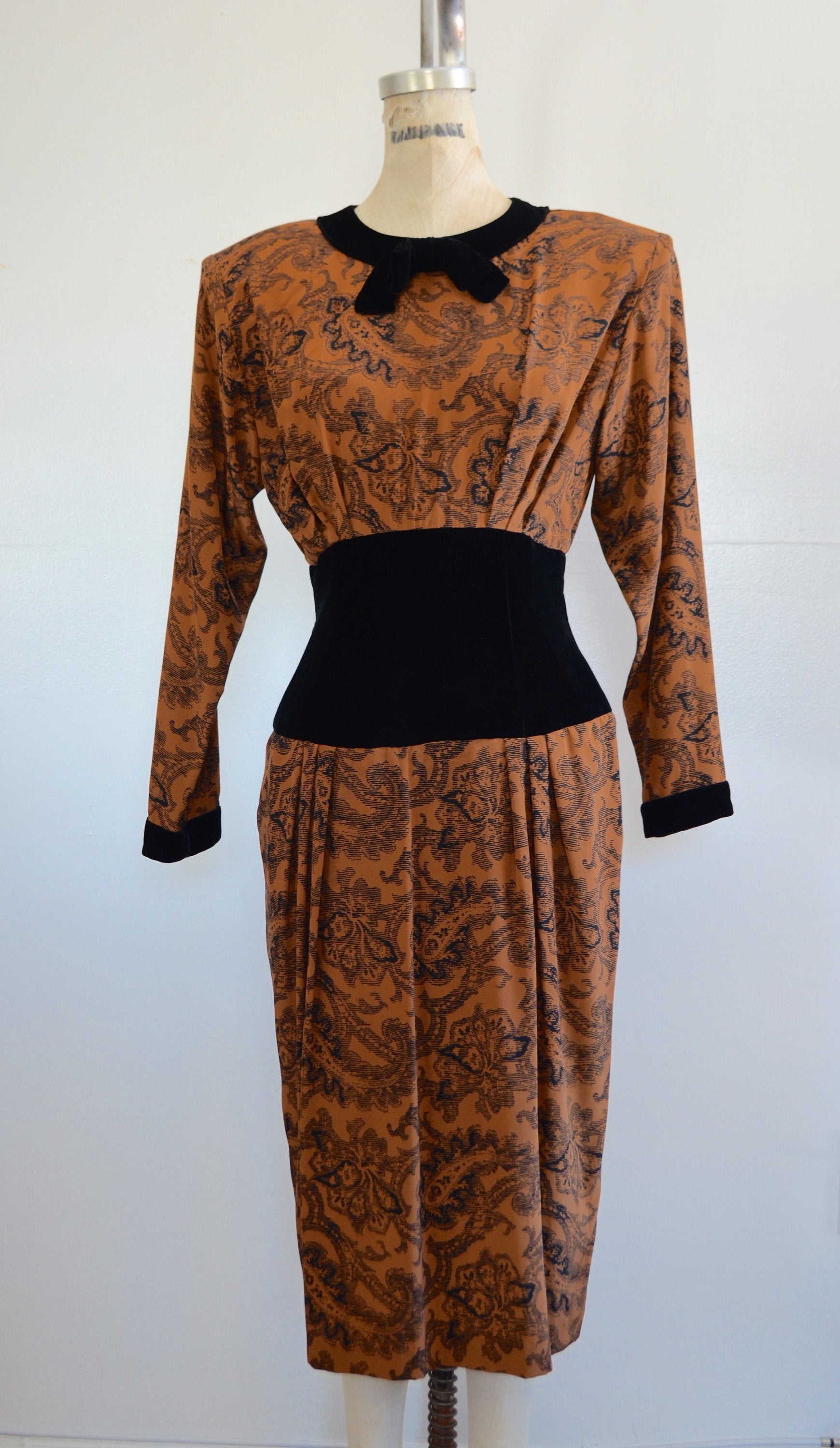 Caramel Paisley On A Print Silk Black Velvet Velour Dress Mid Length 1980S Fashion Fall