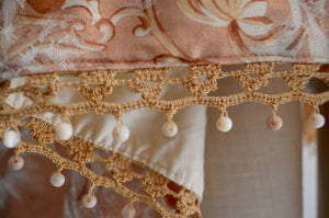 Jacquard Pom Pom Cape Poncho Marianne Faithful W Querubins Angels Beads And Crochet