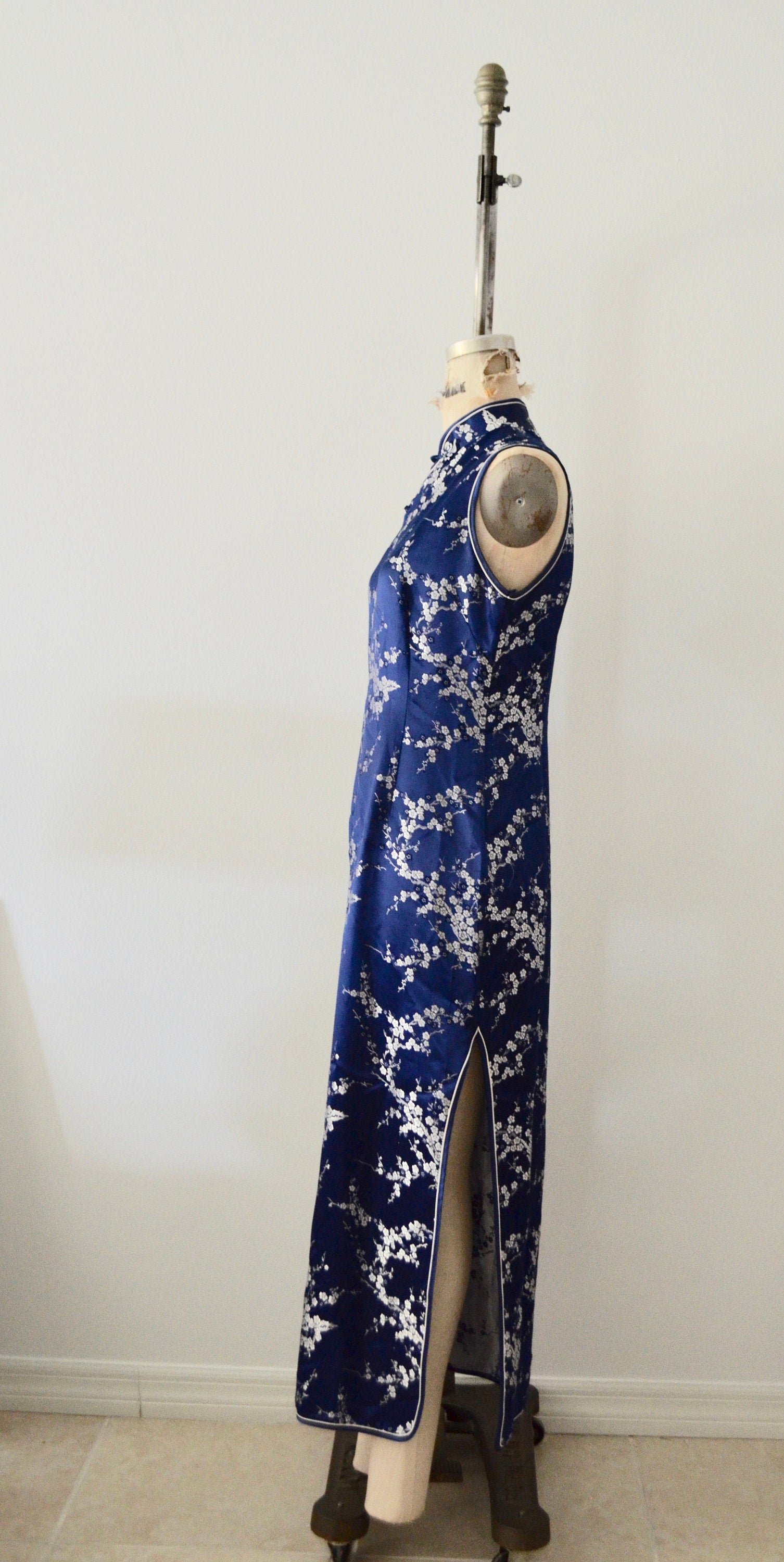 80S Cheongsam Japanese Traditional Asian Blue Silver Long Slit Formal Dress Fashion Style