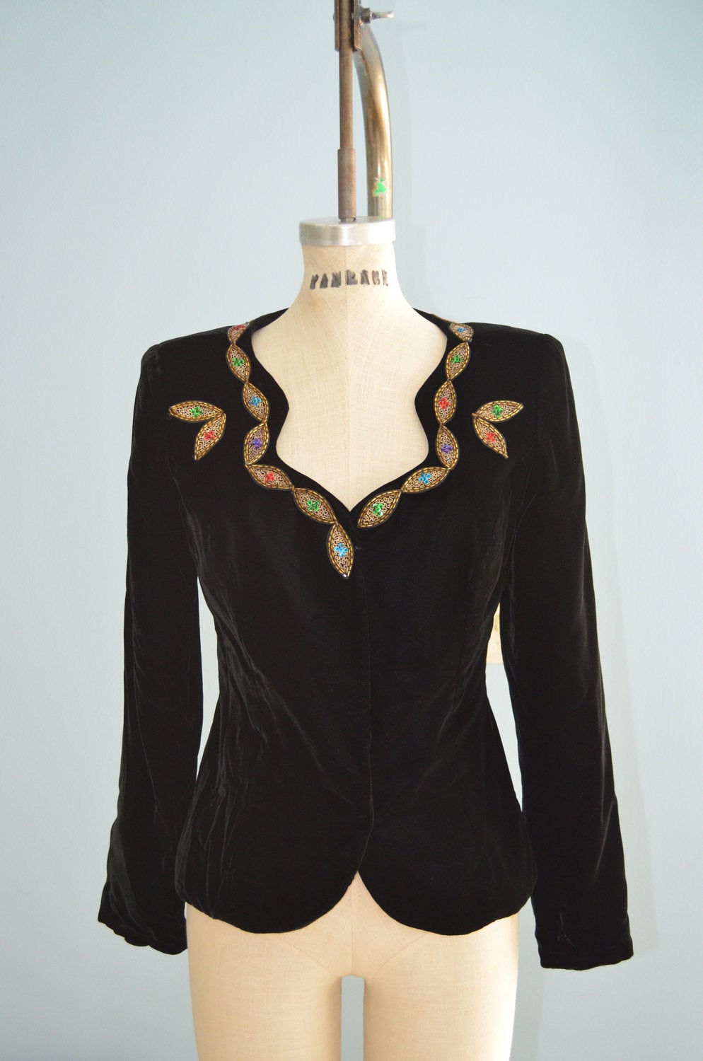 Black Velvet Sequined Beaded Gold Leaves Jacket Blazer Short Cropped