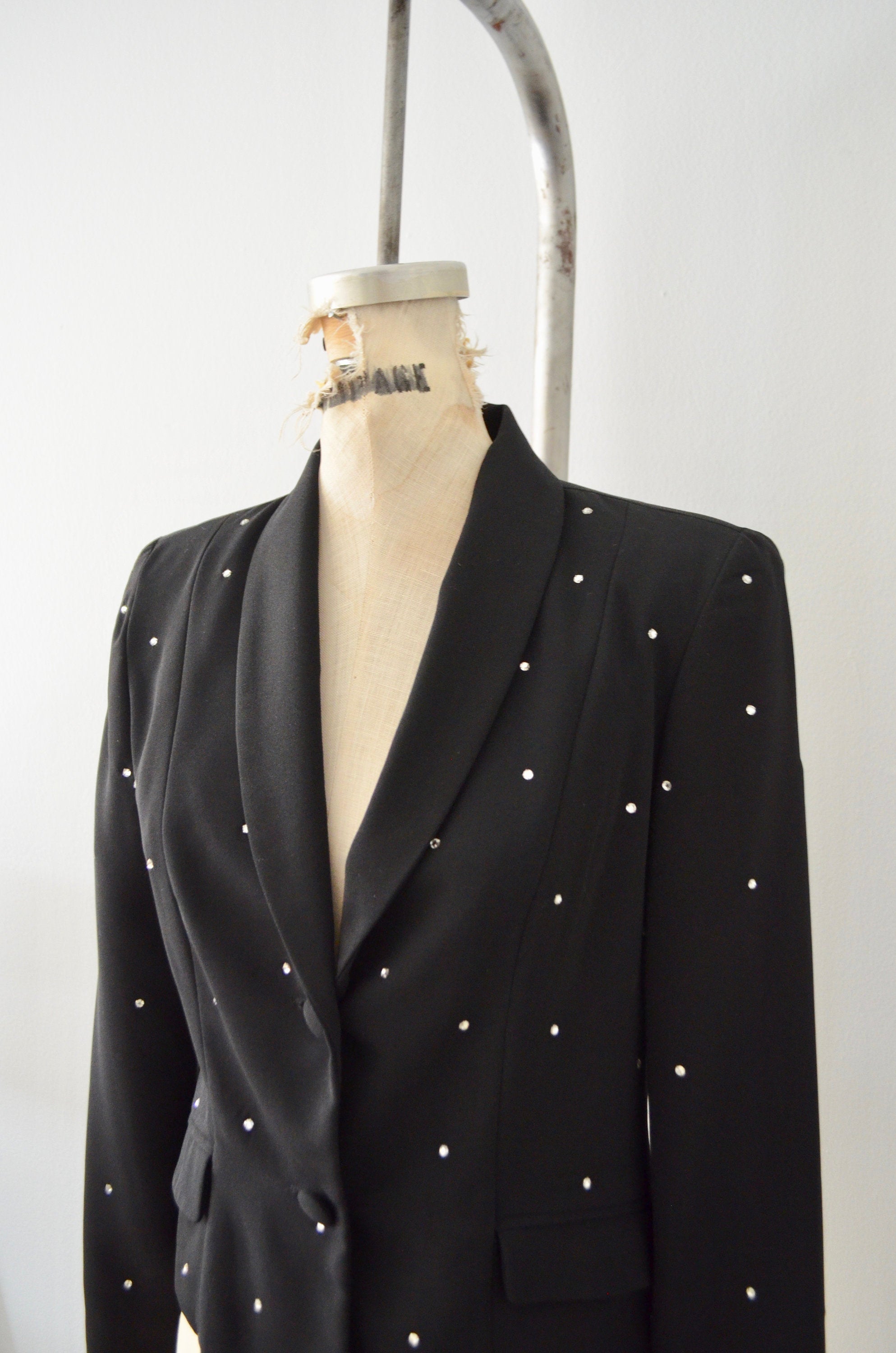 Shoulder Pads Black Tailored Blazer Bedazzled Crystal Embellishment Fall Style Russel Kemp