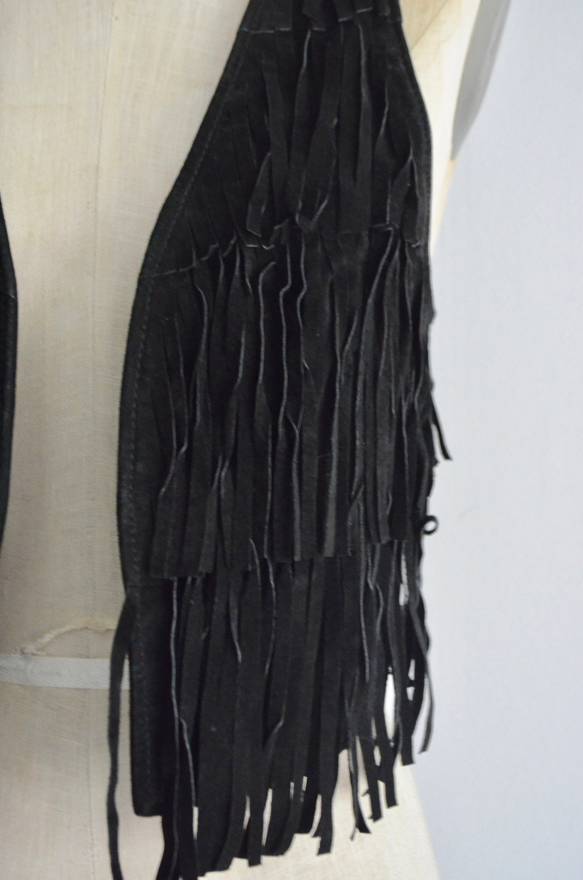 1970S Western Bohemian Black Color Leather Fringe Tank Vest Suede Boho Chic Extra Long Jacket