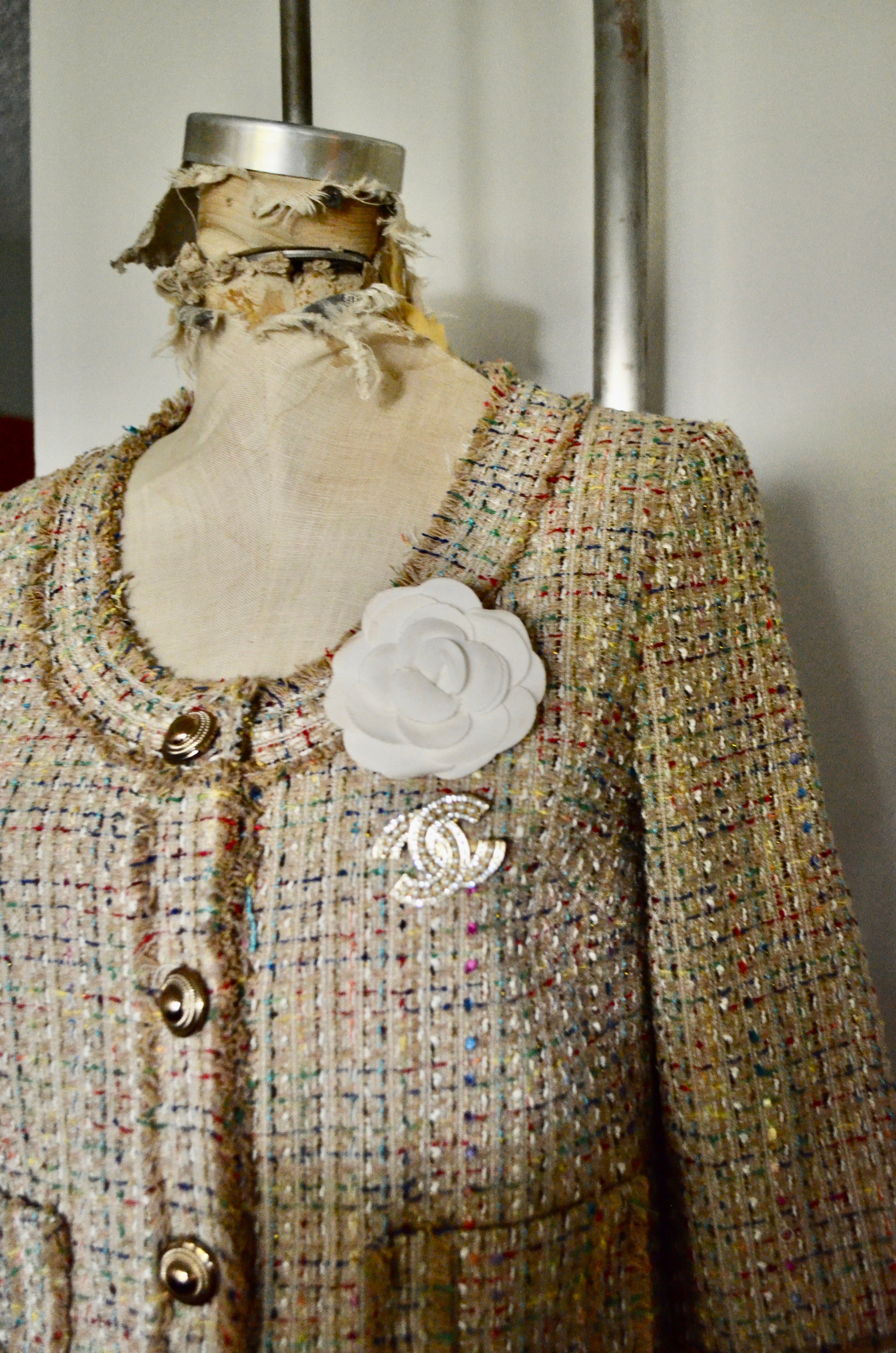 Tweed Beige Multicolor thread Jackie O boucle with Flower and C brooch