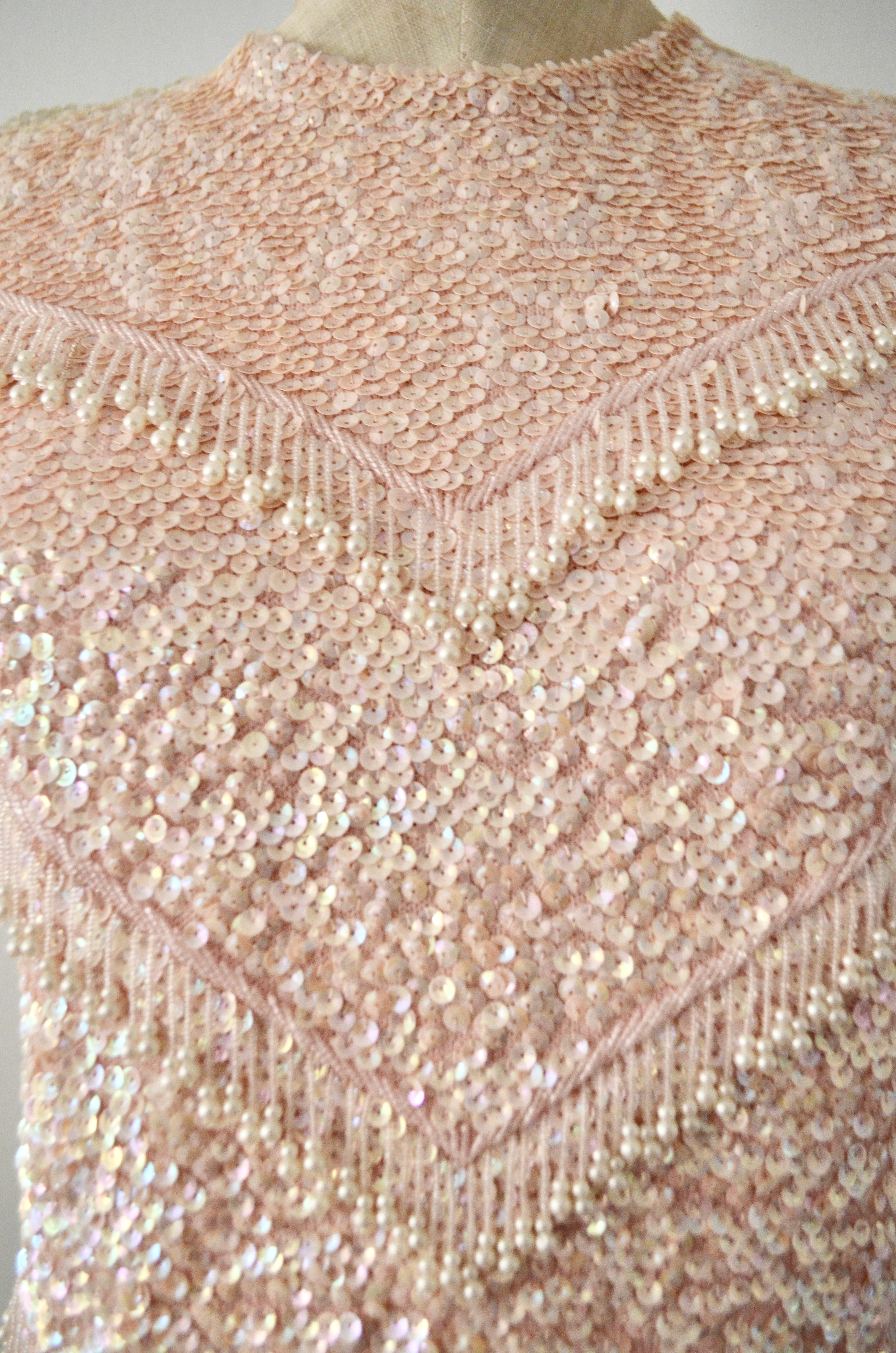 Pastel Pink Miami Boutique Womens Beaded Sequined Wool Sweater Sleeveless Vest Top Blouse M