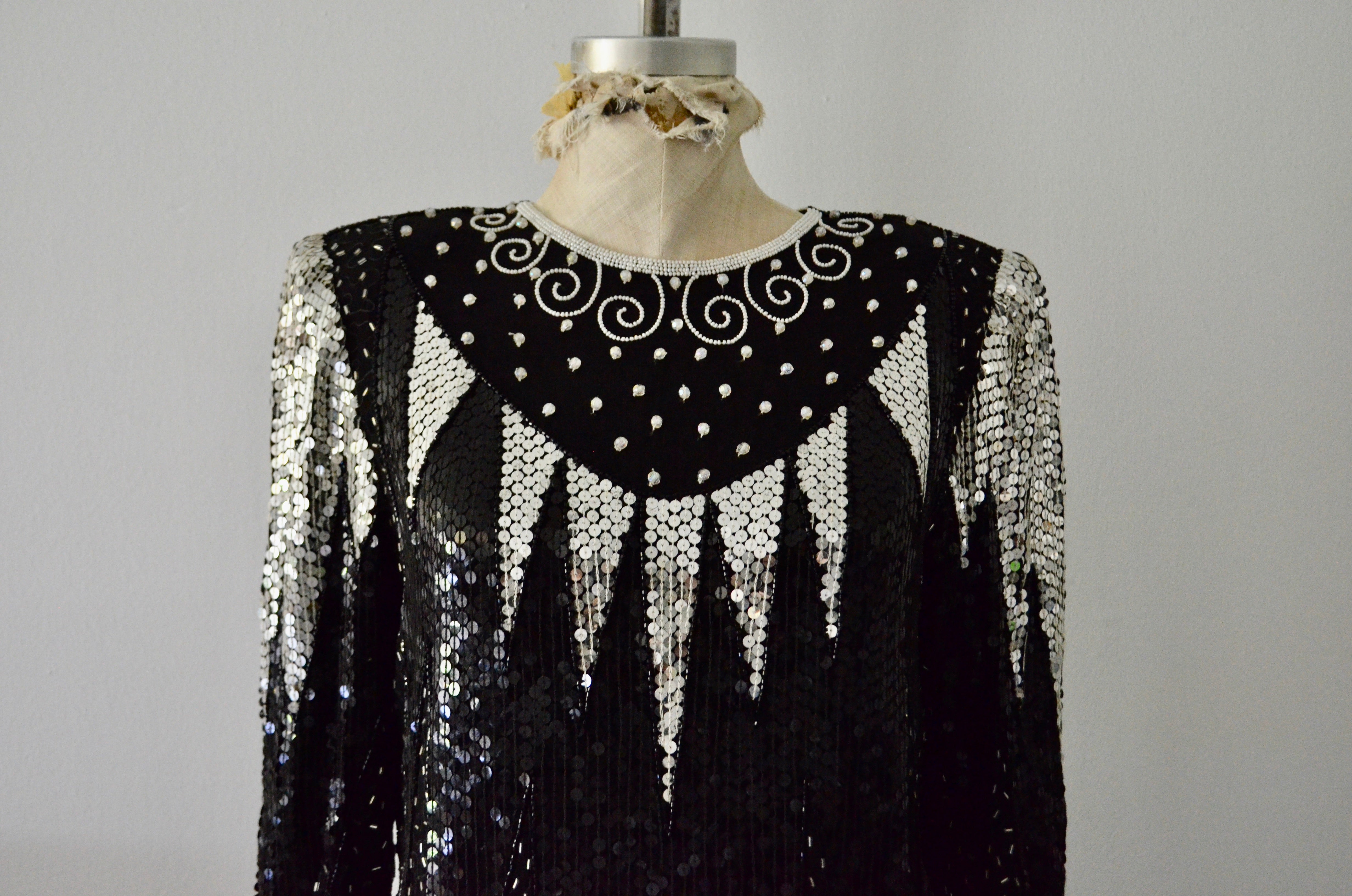 Saks Fifth Avenue Bejeweled Long Sleeve Top Dress Sequined Beaded Edge Wave Geometric Design Blouse 1980s Fashion