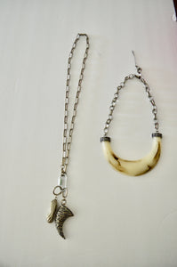 Ethnic Boho Huge Beige Resin Tribal Horn Silver Necklace with Long Link Chain Carabiner Lock Pendant
