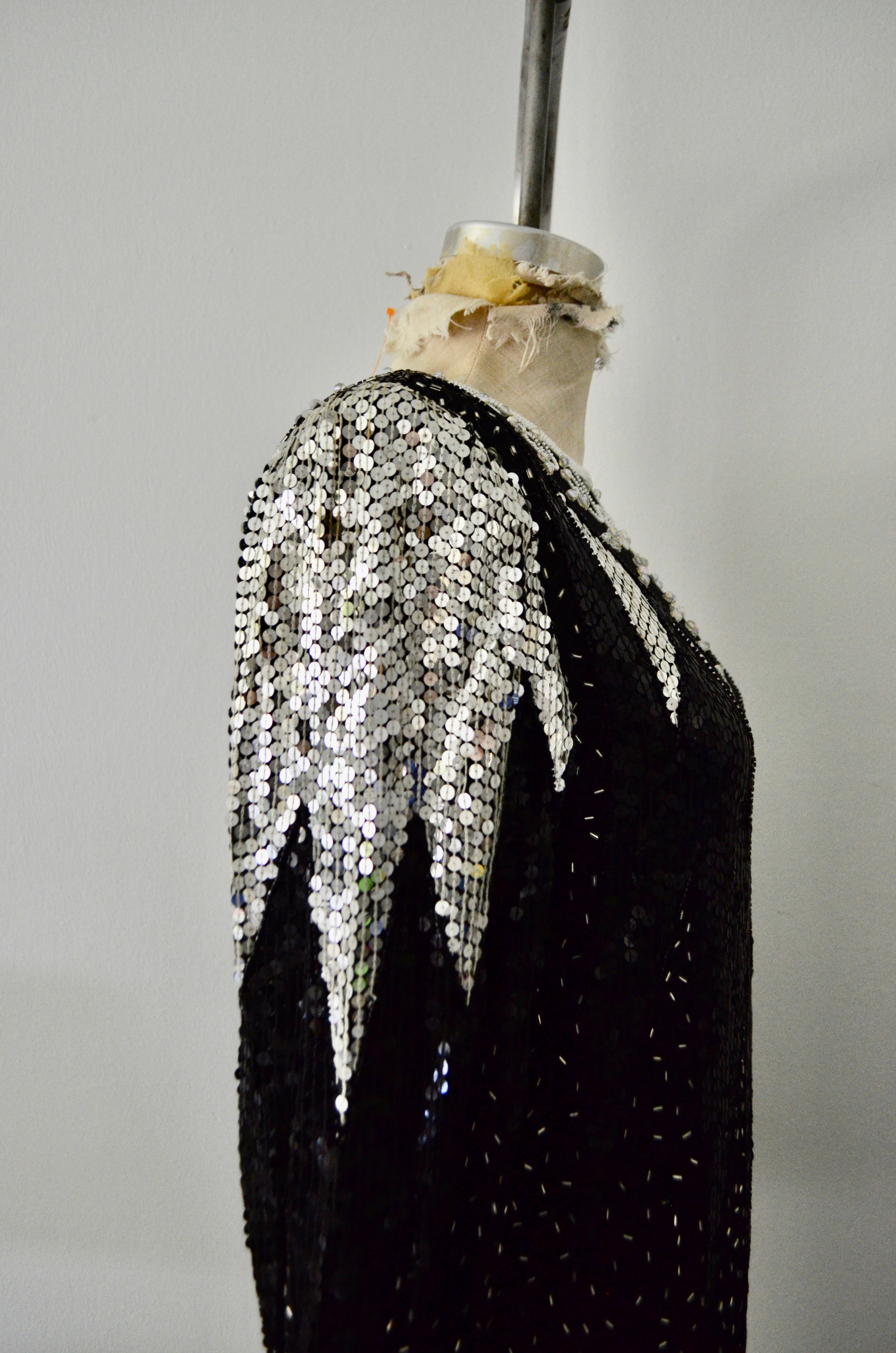 Saks Fifth Avenue Bejeweled Long Sleeve Top Dress Sequined Beaded Edge Wave Geometric Design Blouse 1980s Fashion