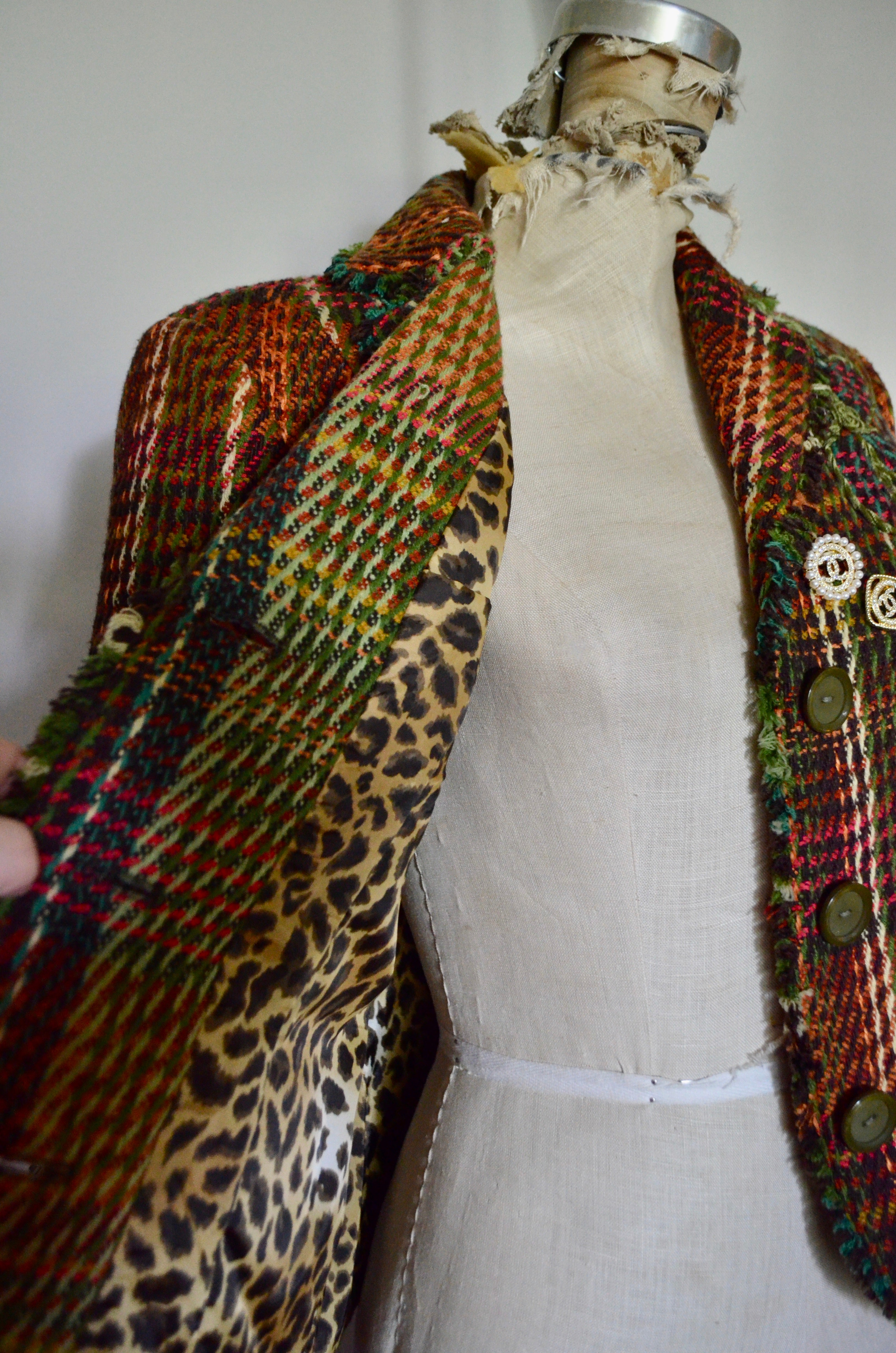 Tweed Green Orange classic Jackie O boucle with Flower Embroidery and C brooch